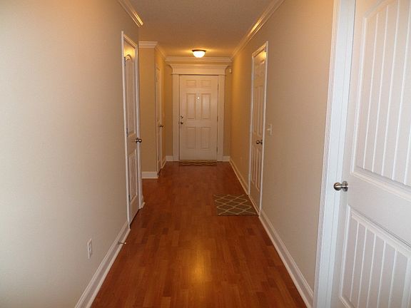 3rd image of 704 Waterlily Ct