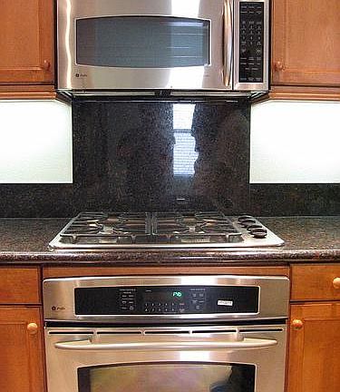 5th image of 128 N Oak Knoll Ave Unit 208