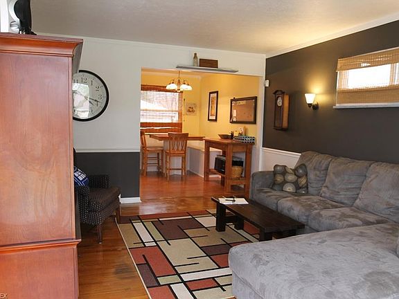 4th image of 4504 W 154th St