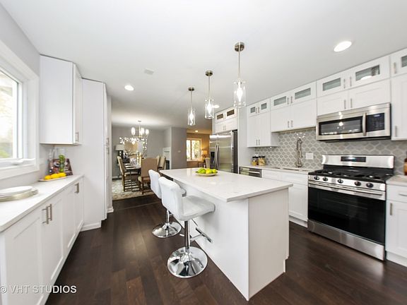 4th image of 2031 W Parkview Cir