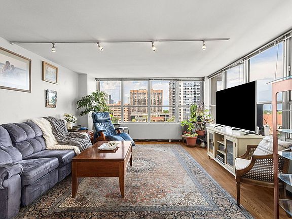 5th image of 655 W Irving Park Rd APT 702