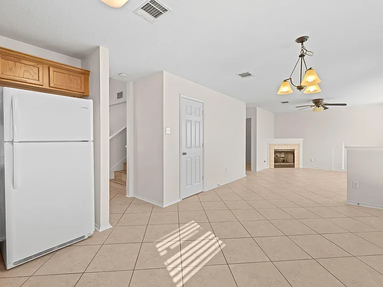 3410 Flowstone Ln — Photo 11