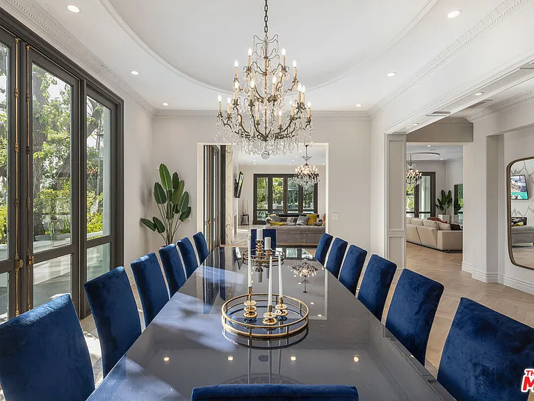 402 Doheny Rd — Photo 11