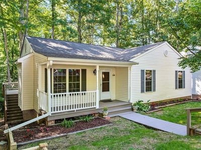 7560 Valencia Rd, Chesterfield, VA, 23832