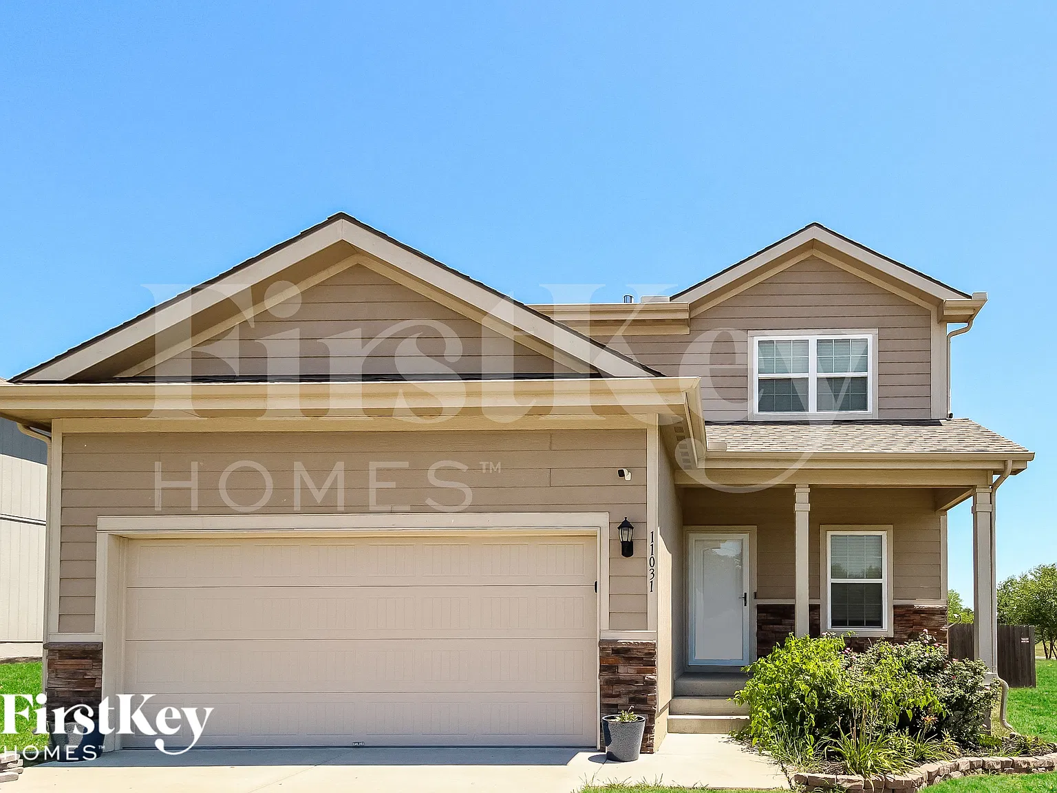4 bed, 2.5 bath, 2158 sqft, $3,125 — Photo 1