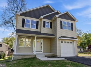 1941 Oakford Ave, Feasterville Trevose, PA 19053