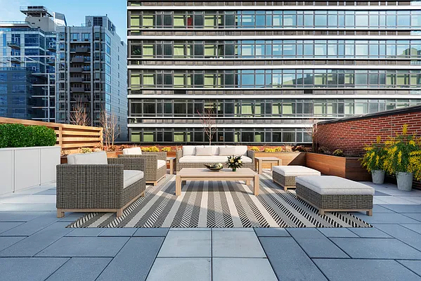 Rented by Modern Spaces | media 21