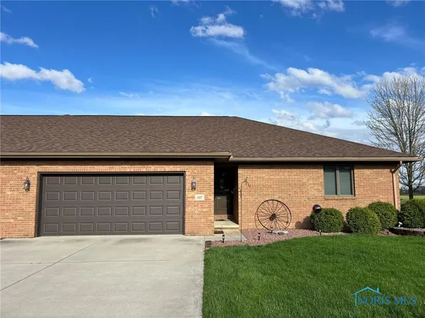 687 Apple Blossom Ln, Arlington, OH 45814