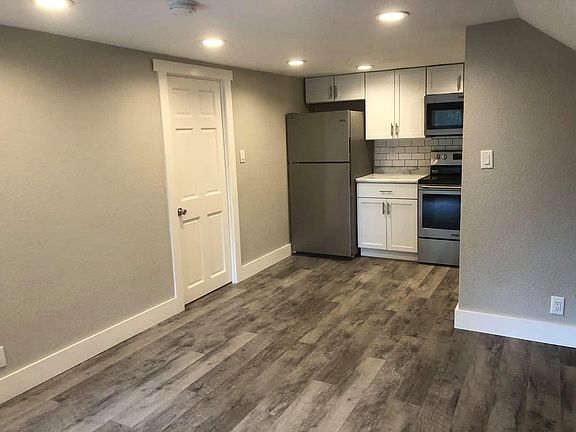 4th image of 518 1st St NW APT 6