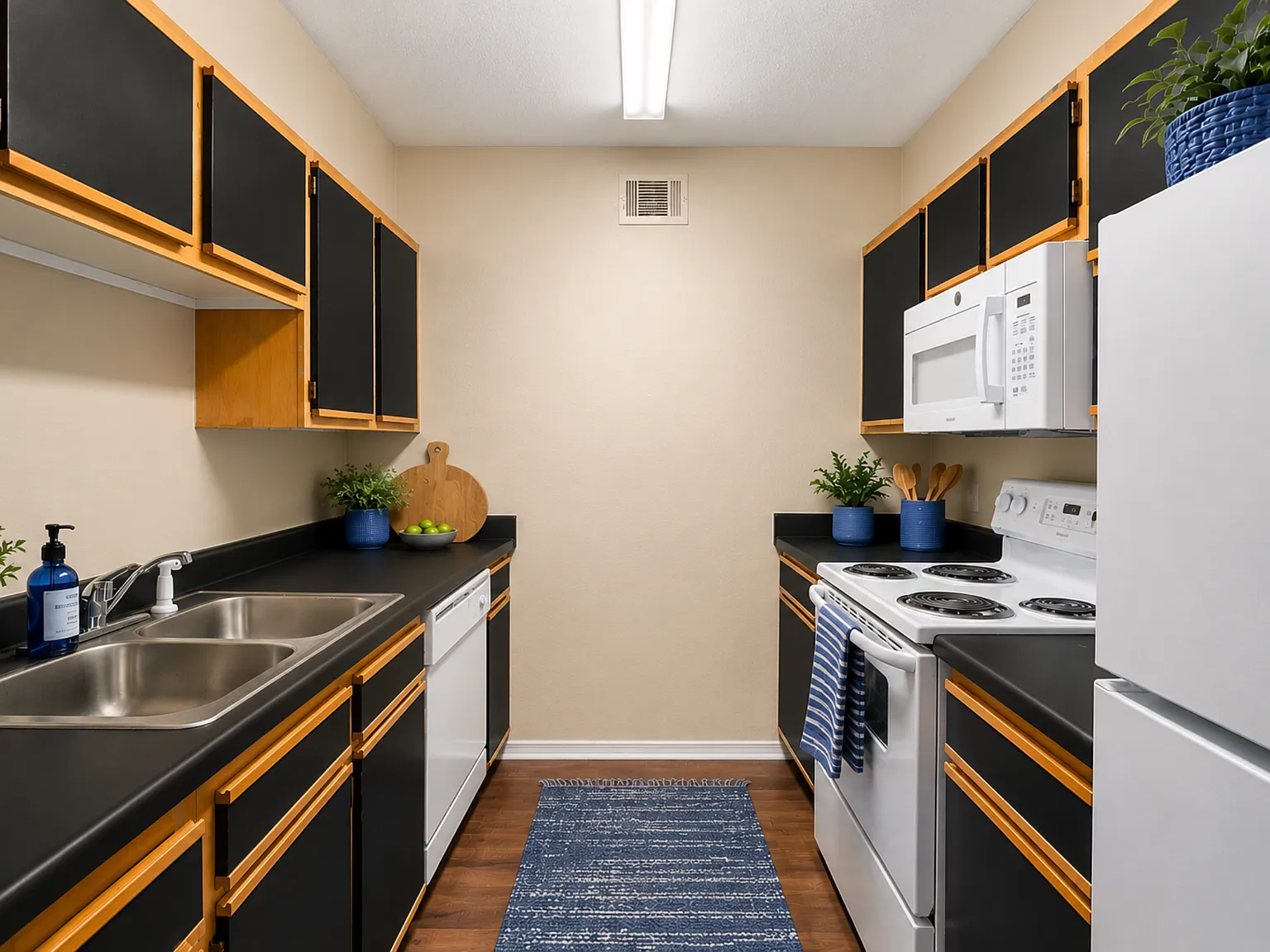 Mountain View Apartments — Photo 3