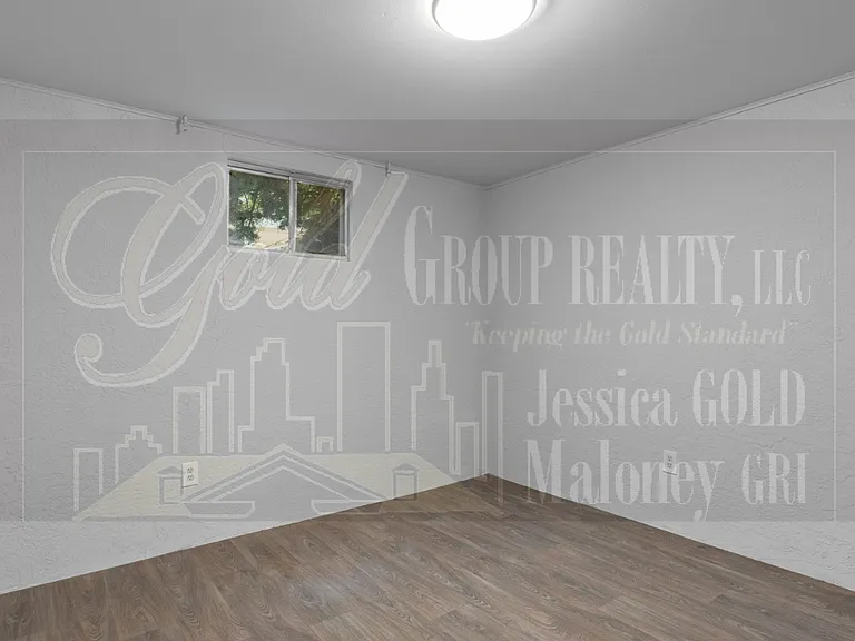 3712 Windsor Ave — Photo 17