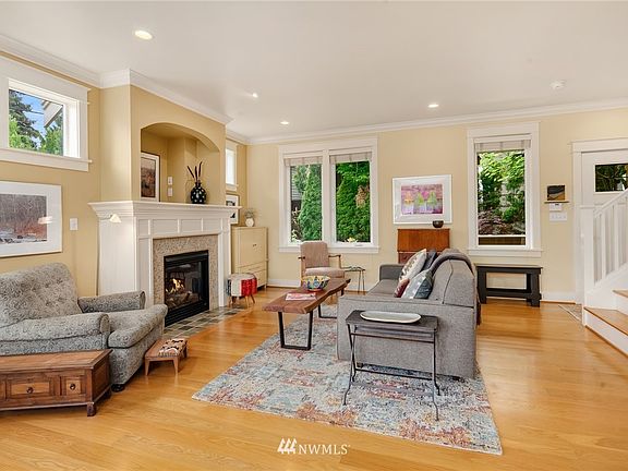 5th image of 10 A W Etruria Street