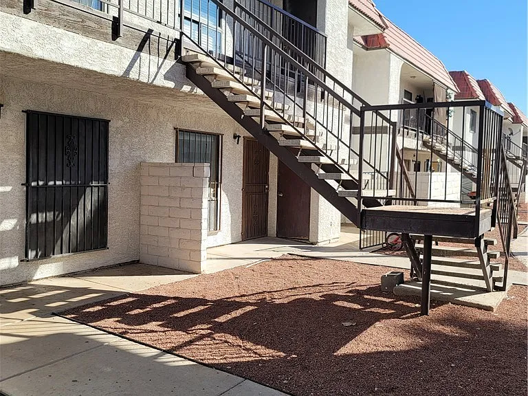 4300 N Lamont St #232 — Photo 1