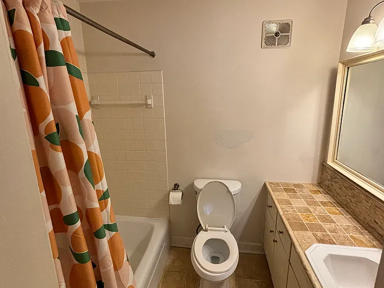 1900 Richard Jones Rd #S4 — Photo 7