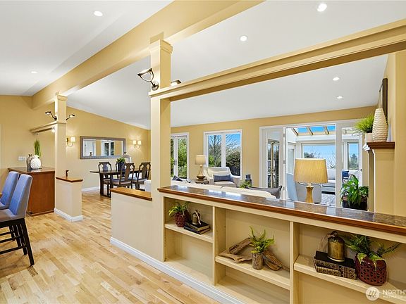 4th image of 18757 Ridgefield Road NW