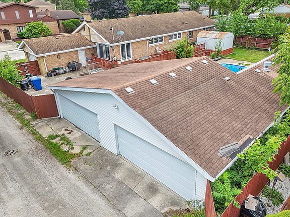 3rd image of 9151 S 55th Ct