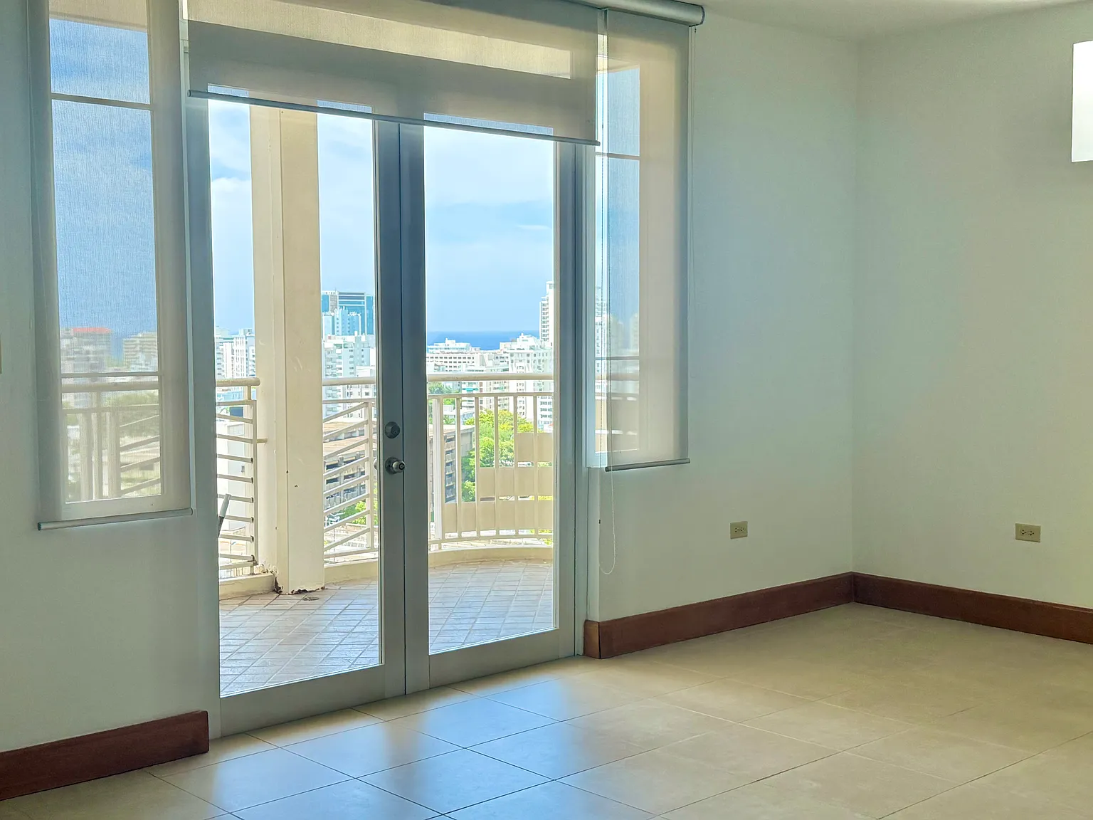 310 Avenida De Diego — Photo 3