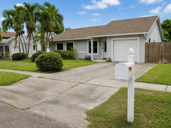 2001 SW 87th Ave, North Lauderdale, FL 33068