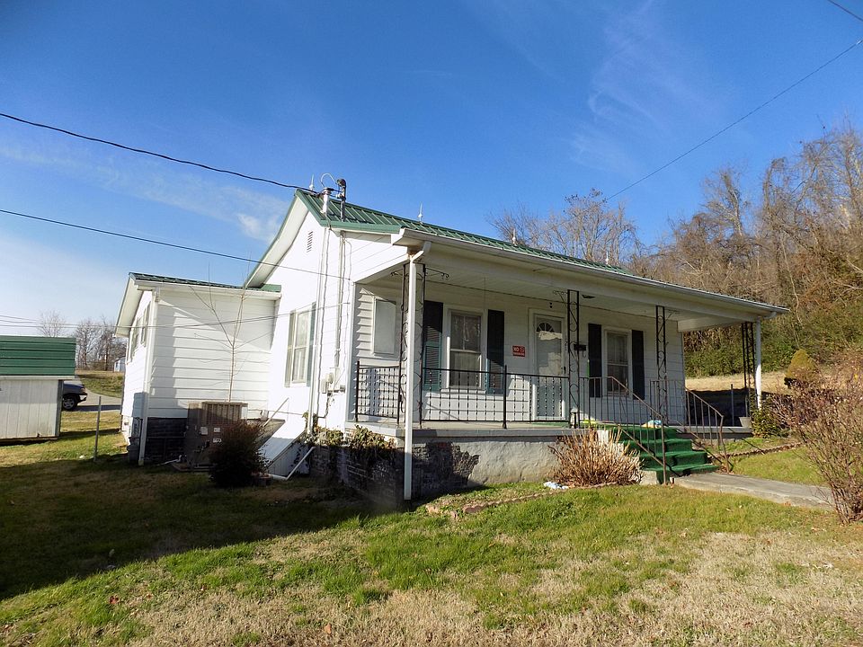1st image of 121 Jackson St