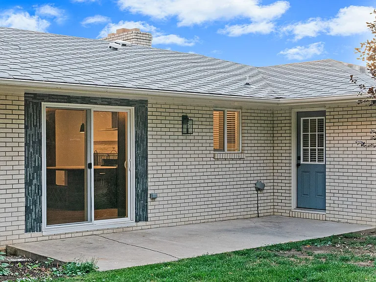 1440 Northwestern Rd — Photo 30