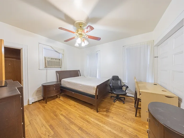31 Seattle St #1 — Photo 10