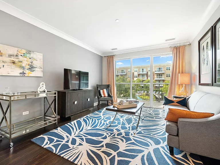 Deerfield_interior_living room 14