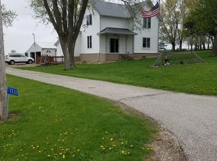 1331 State Highway 13, Manchester, IA 52057