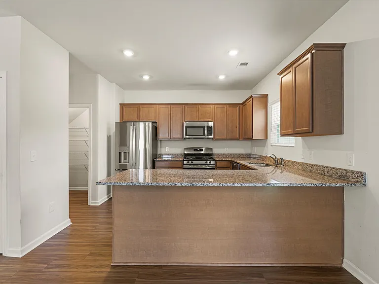 46 Cedarwood St — Photo 11