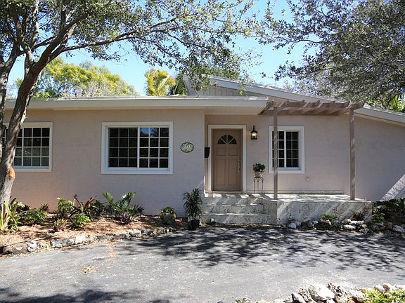 3rd image of 6231 Coral Lake Dr