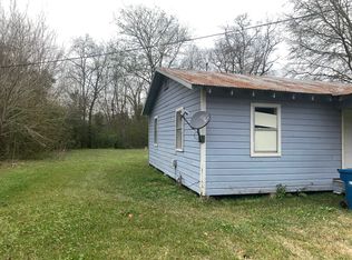 1327 Penny St, Jennings, LA 70546