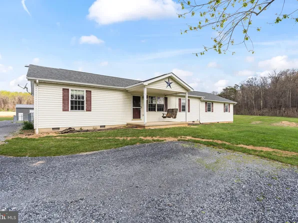 10257 Back Creek Valley Rd, Hedgesville, WV 25427