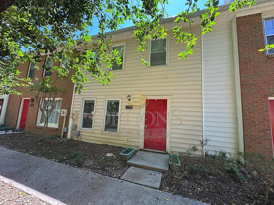 1st image of 220 Chads Ford Way #220
