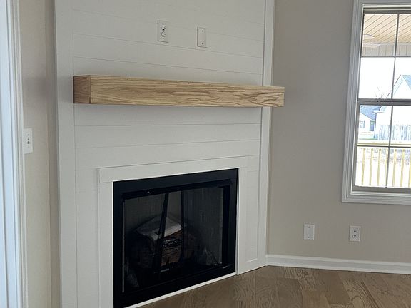 4th image of 737 Gleason Dr Lot 624