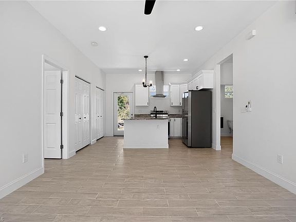 5th image of 2908 52nd ST W