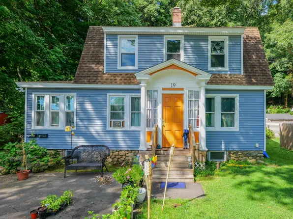 19 Haig Ave #2, Bristol, CT 06010