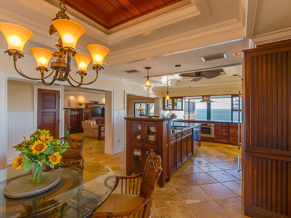 1st image of 15123 Captiva Dr #302