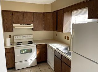 16382 Hooper Rd APT L2, Greenwell Springs, LA 70739