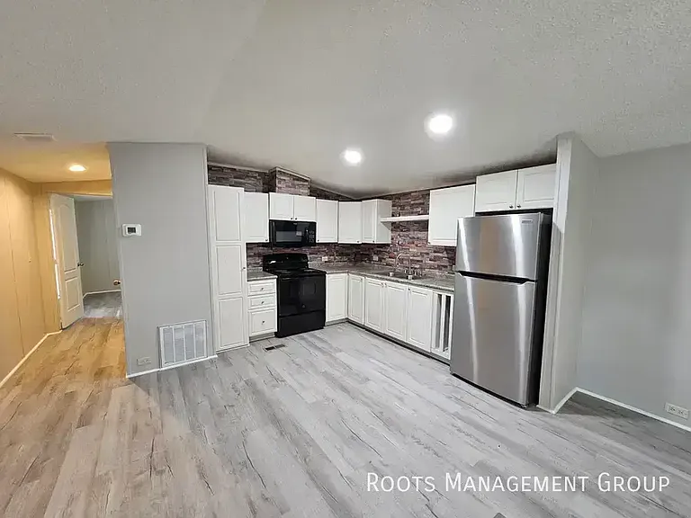 3315 Sylvester Hwy #63 — Photo 6