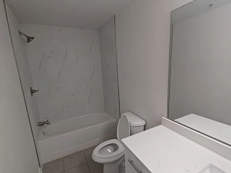 575 Oakleaf Plantation Pkwy #815 — Photo 12