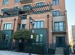 131 W Adelaide St UNIT 101, Elmhurst, IL 60126