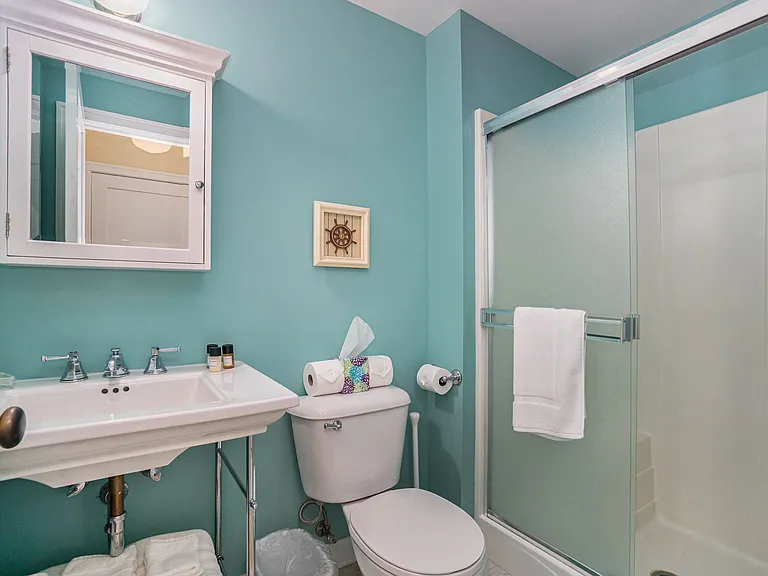 2049 Lake St #2 — Photo 12