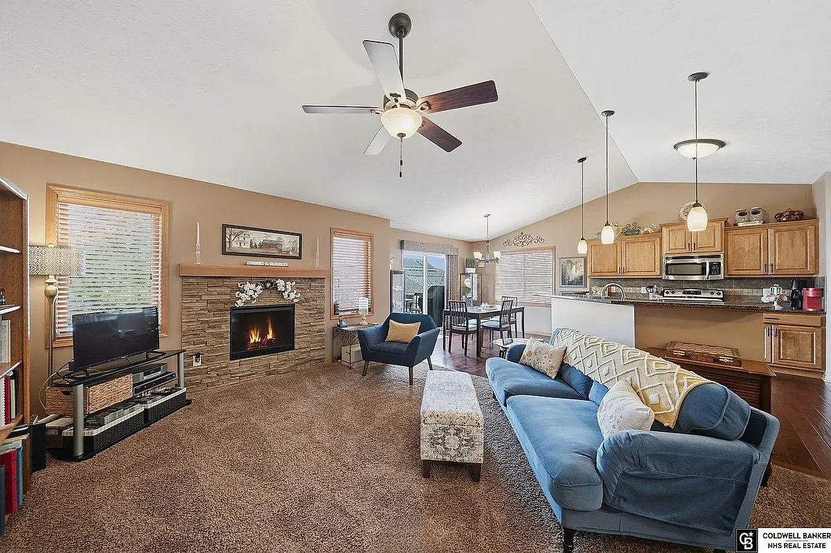 Building Photo - 1444 Torreys Dr