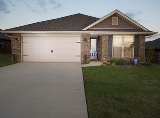 322 Saddlegate Dr NW, Huntsville, AL 35806