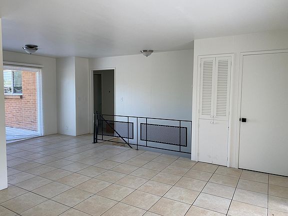 3rd image of 1867 E Bosham Ln