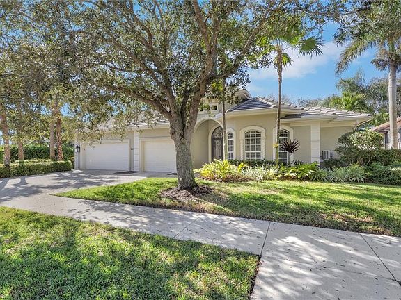 3rd image of 5074 Rustic Oaks CIR