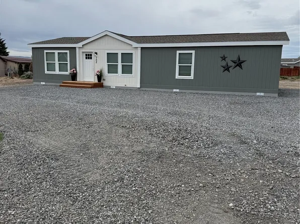 702 Bryce Place SW, Mattawa, WA 99349