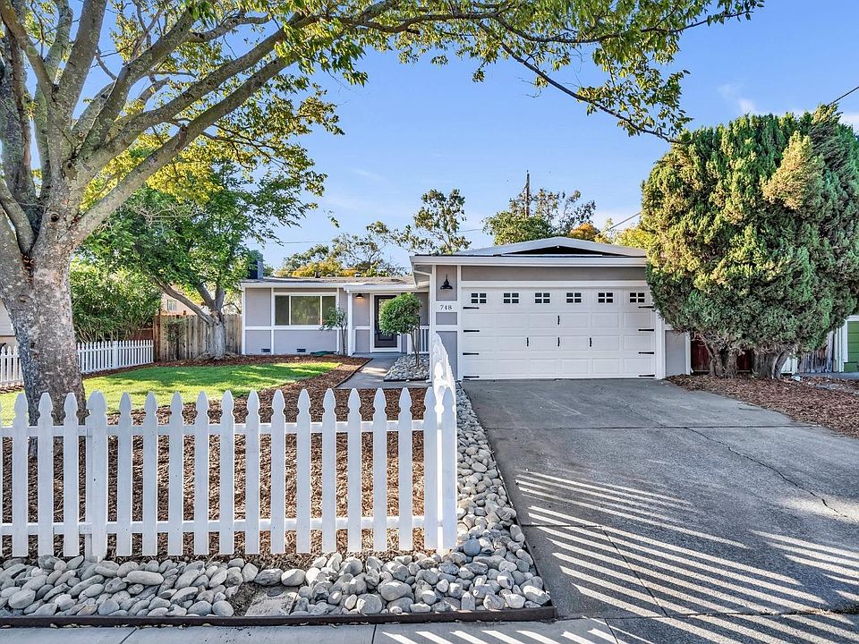 1st image of 748 nightingale Drive