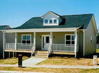 286 S Maynard South Dr, Winston Salem, NC 27107