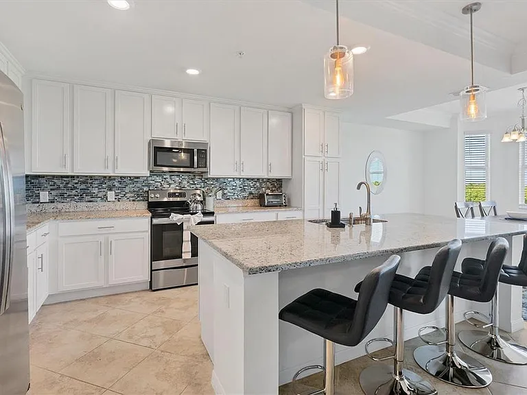 14071 Heritage Landing Blvd #326 — Photo 8
