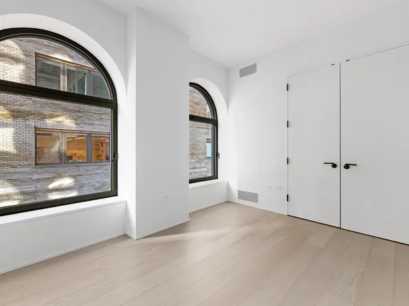 130 William Street image 7 of 16